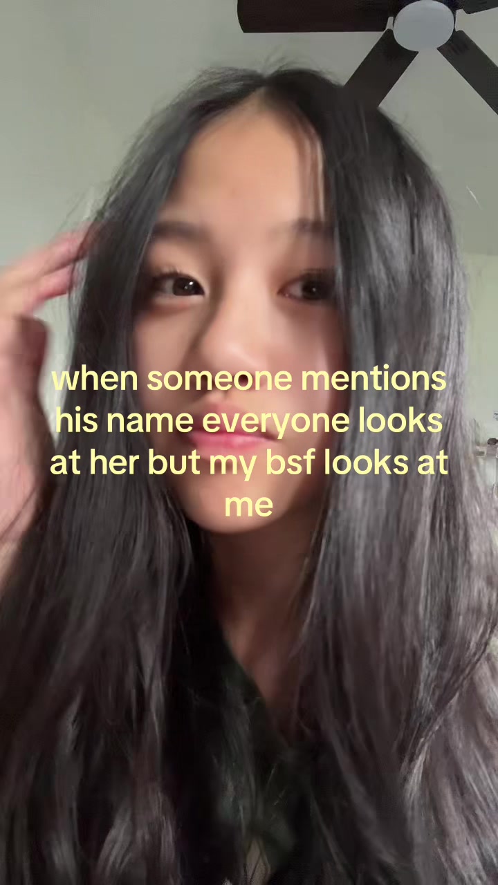 @😼