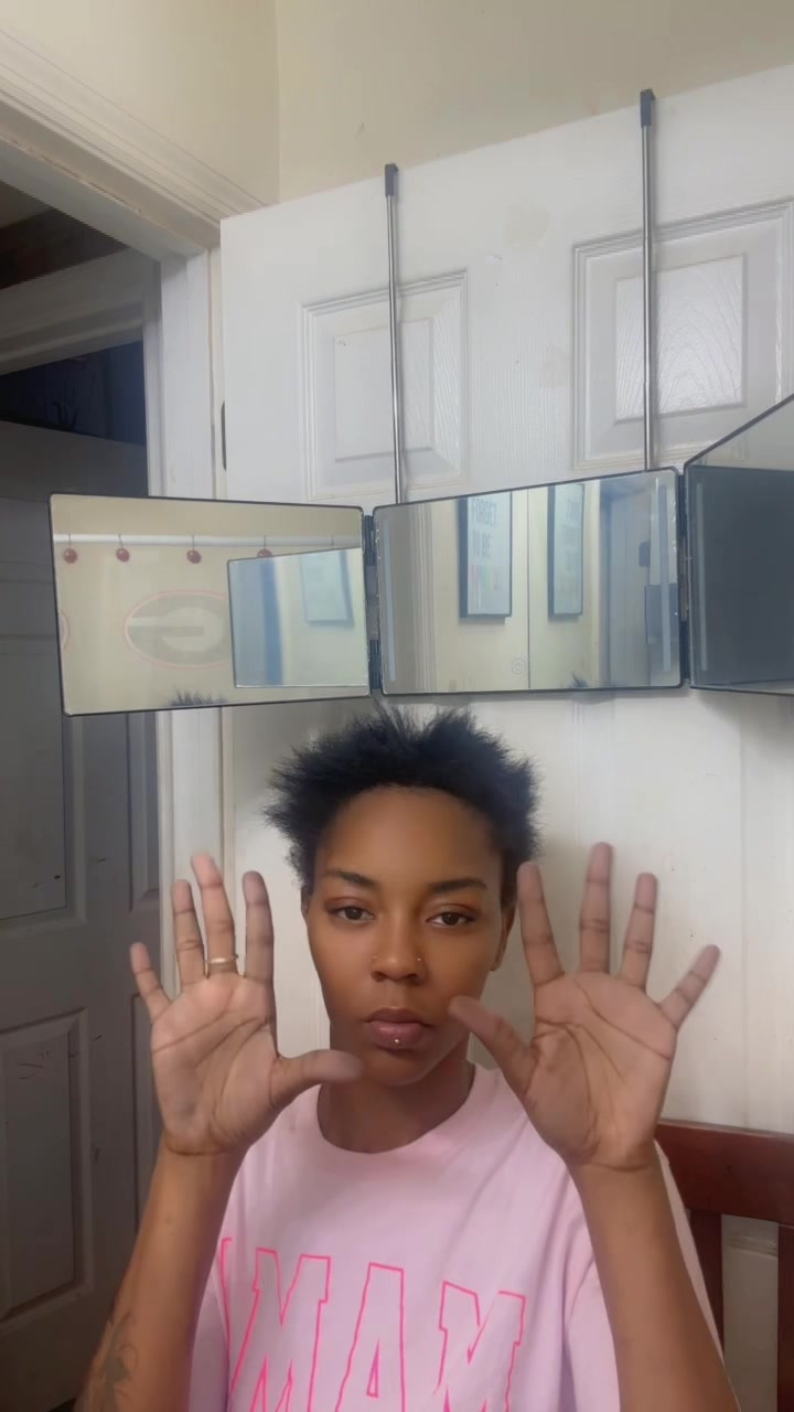 @LeLe Willis