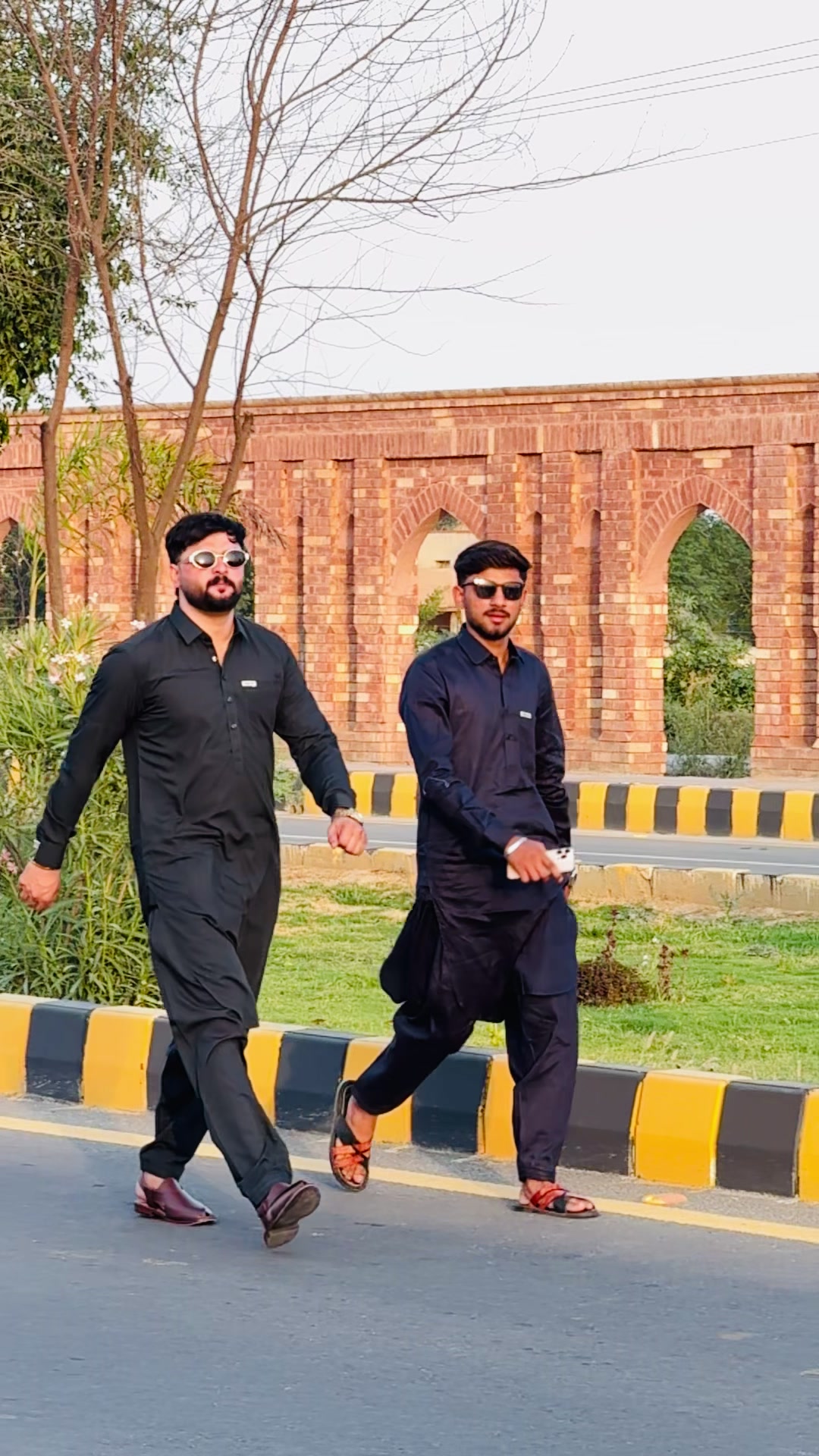 @Israr_Mayo