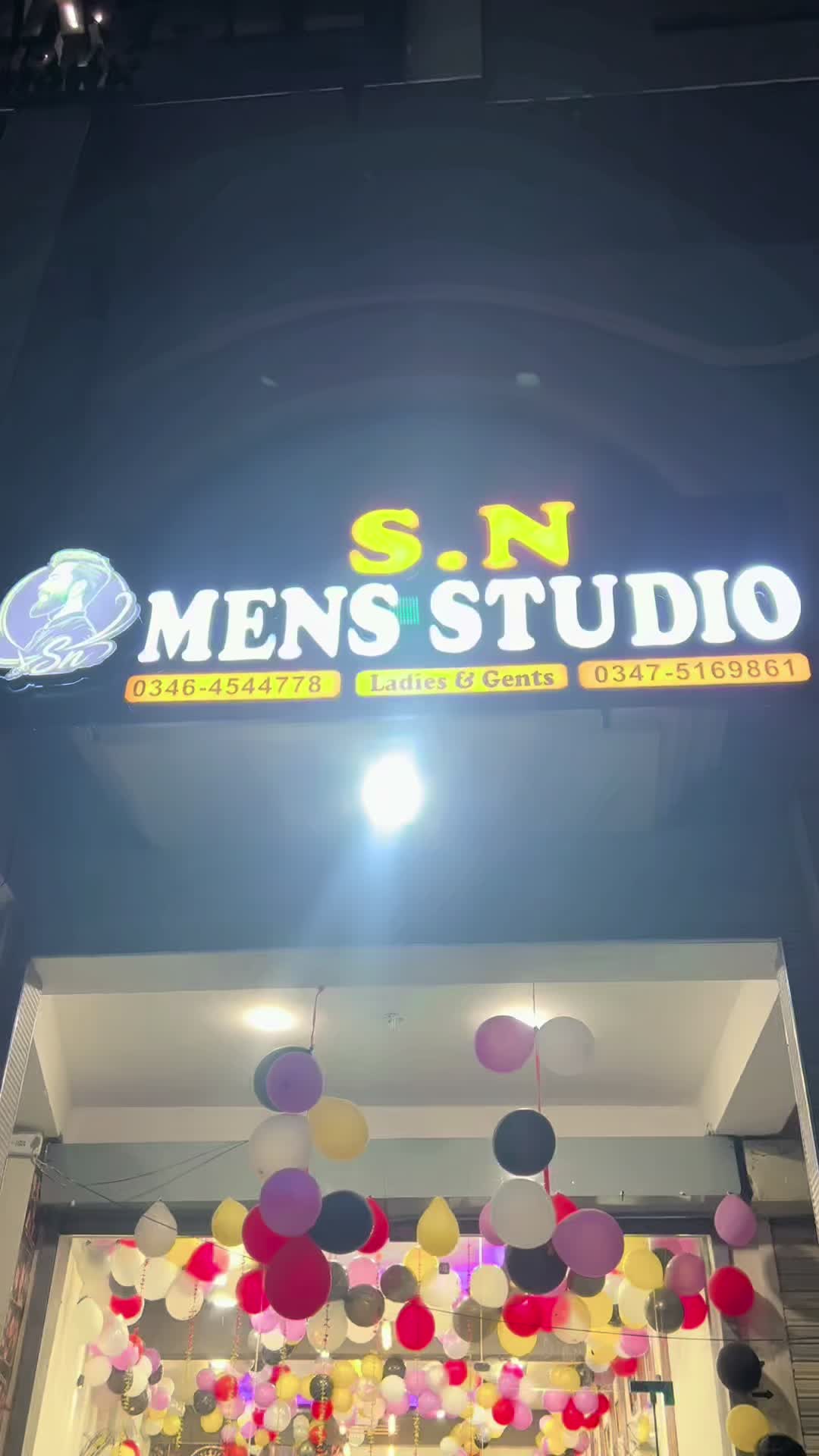 @sunny king👑