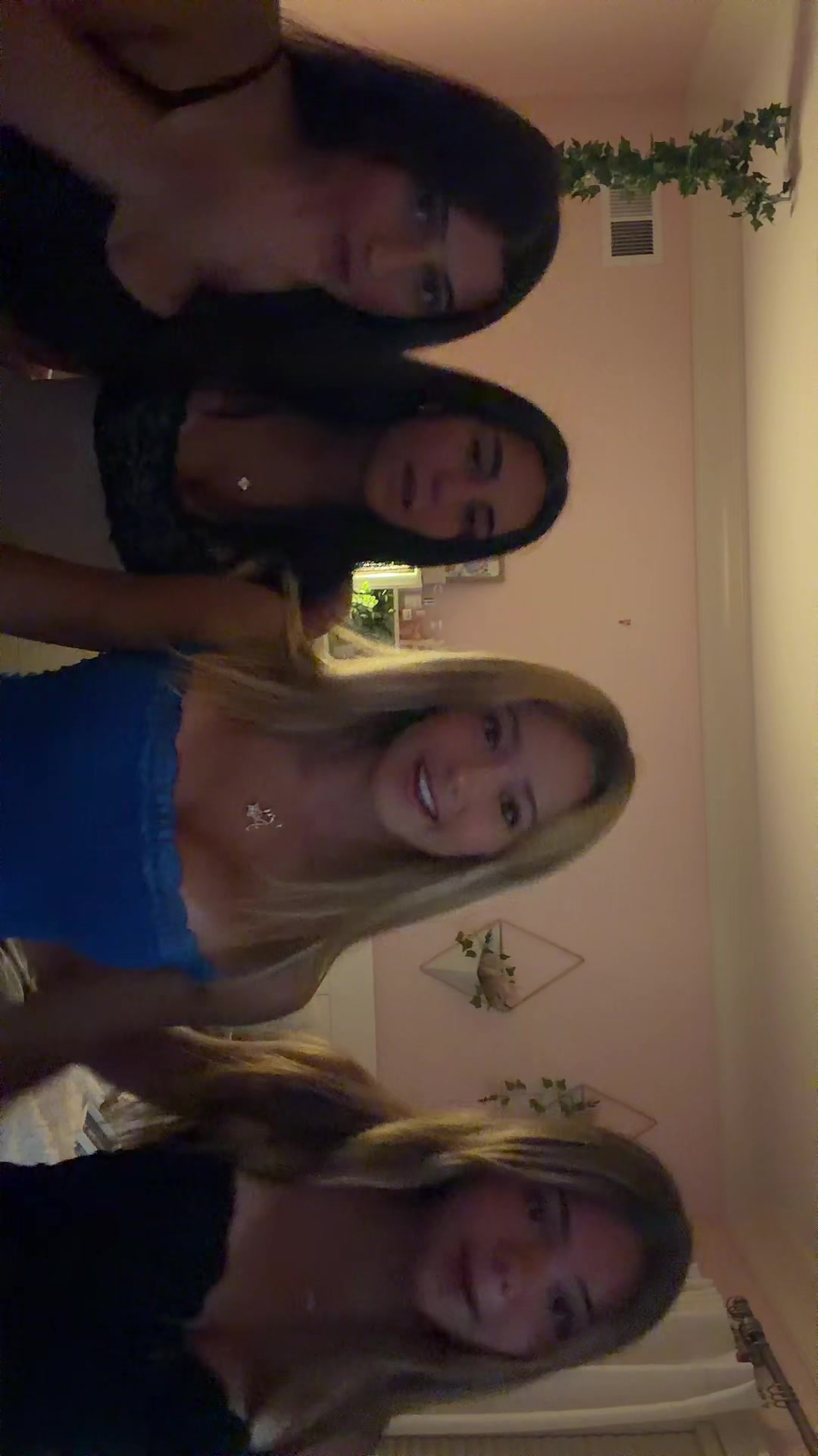 @audrey04bh