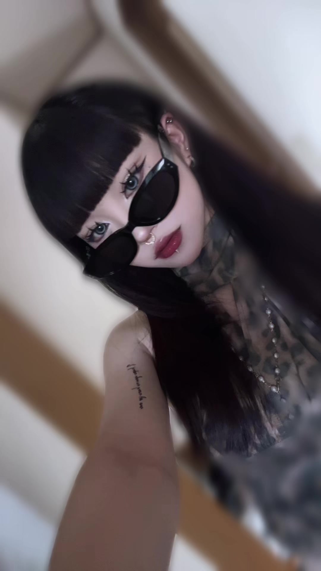 @ア ヤ ノ