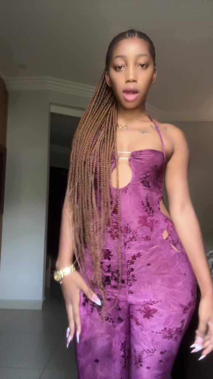 @Ana&iuml;s 😍🇨🇲🇨🇲