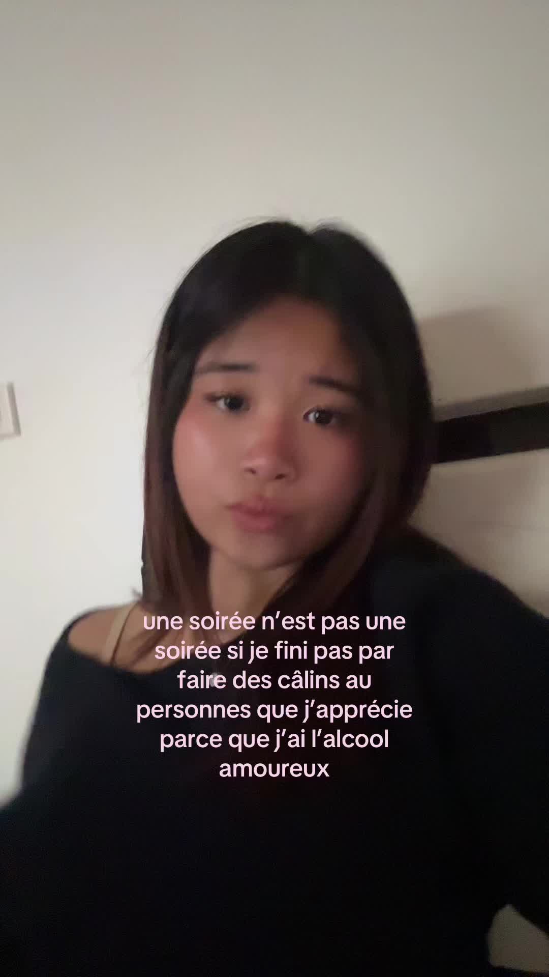 @𝑬𝒎𝒆𝒍𝒊𝒏𝒆