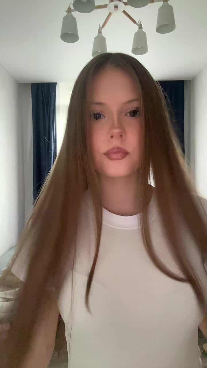 @никааа👅