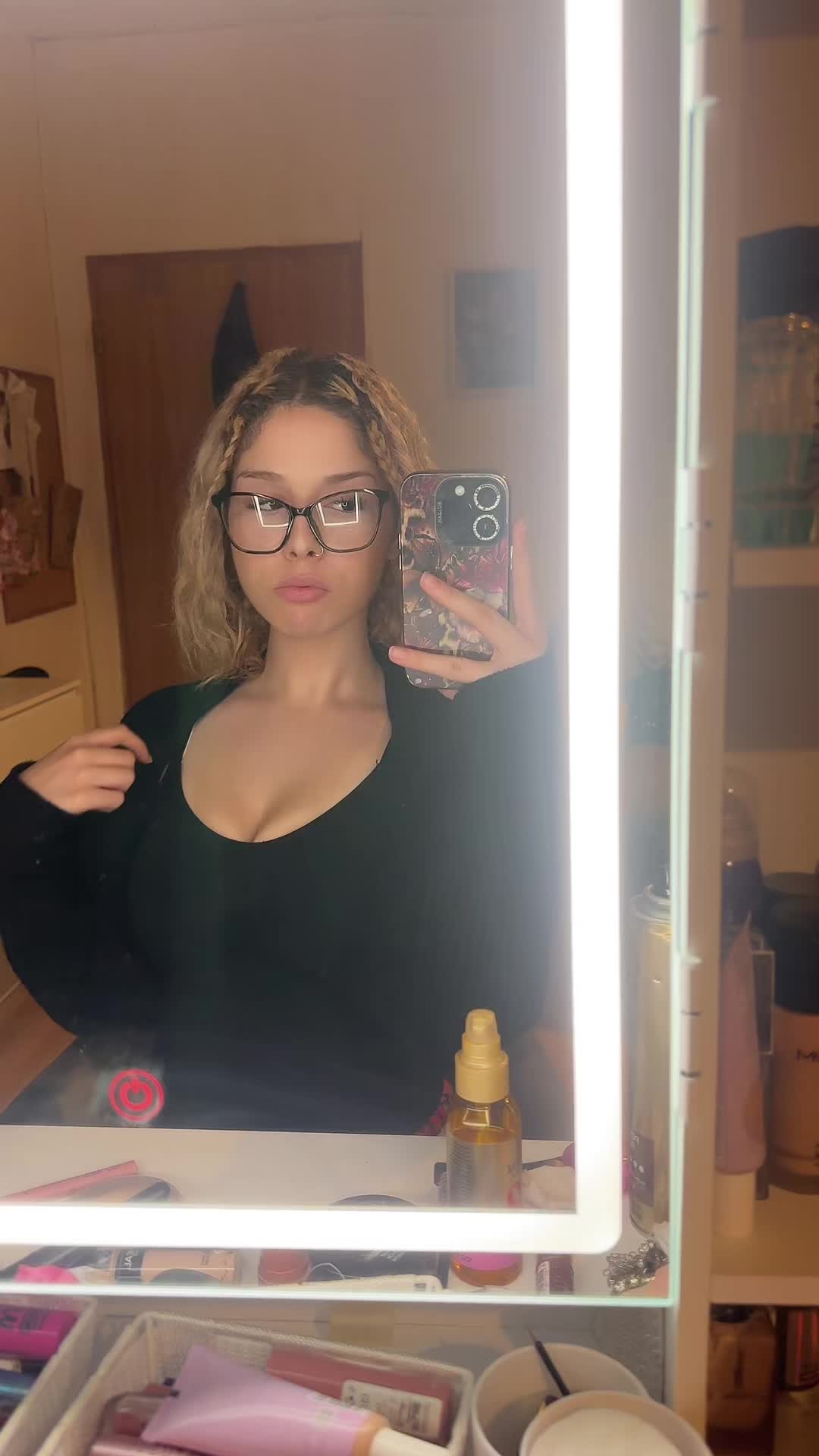 @elisa naz