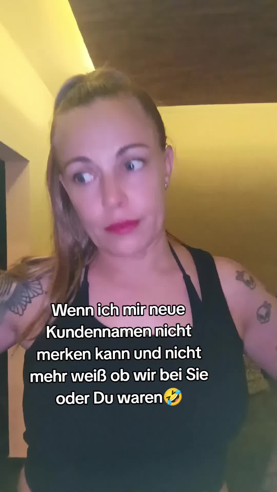 @Elisa_I_n_k_