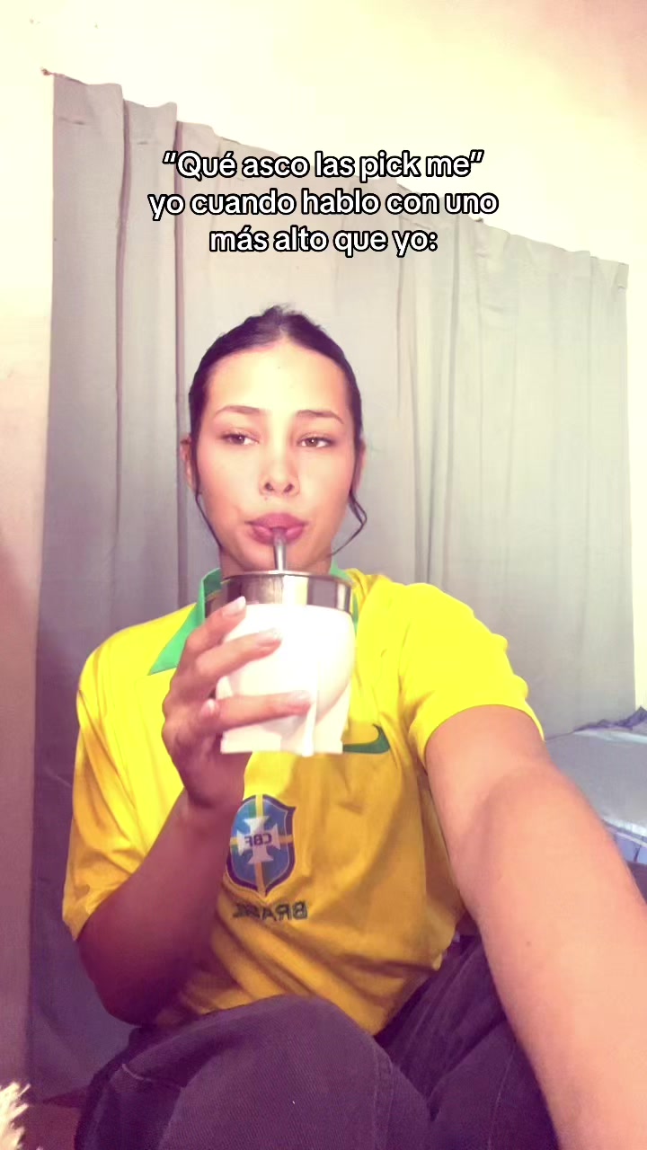 @LizAcuña