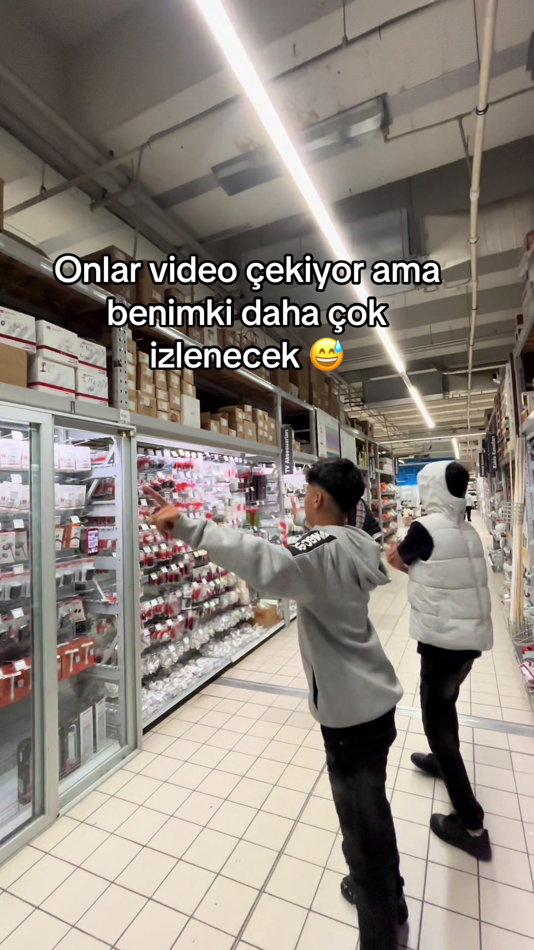 @𝐁𝐄𝐑𝐀𝐓🕷️