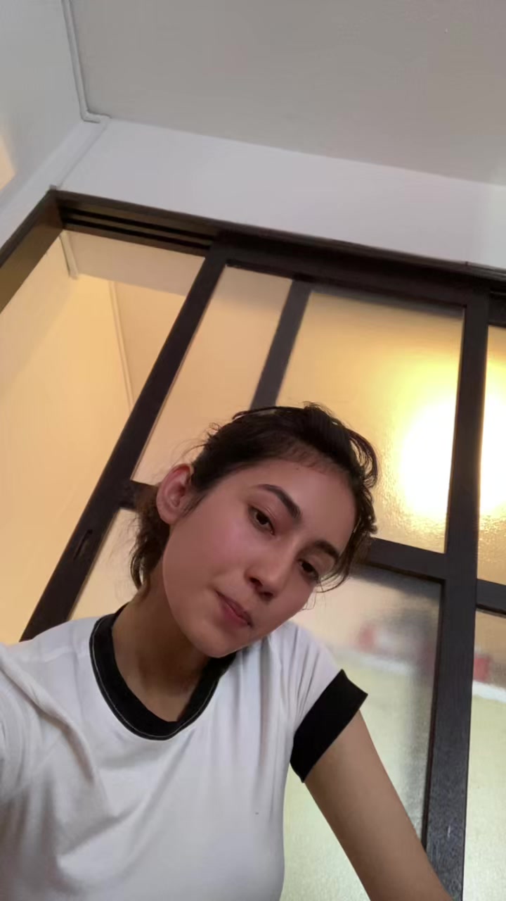 @ŇĚẼŤǍ🔥