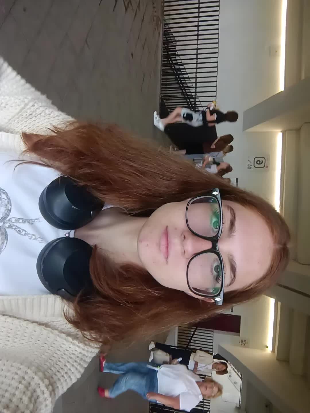 @AnnyMacauley