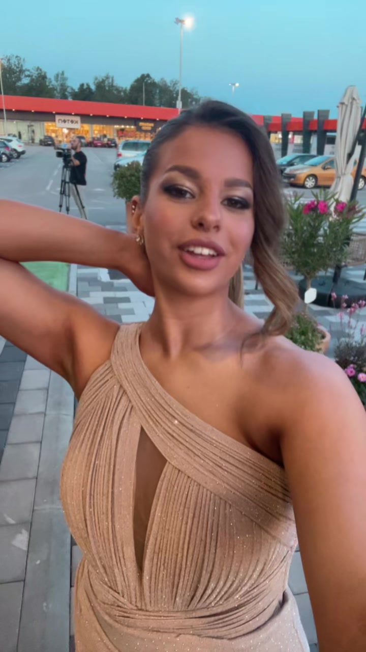@d