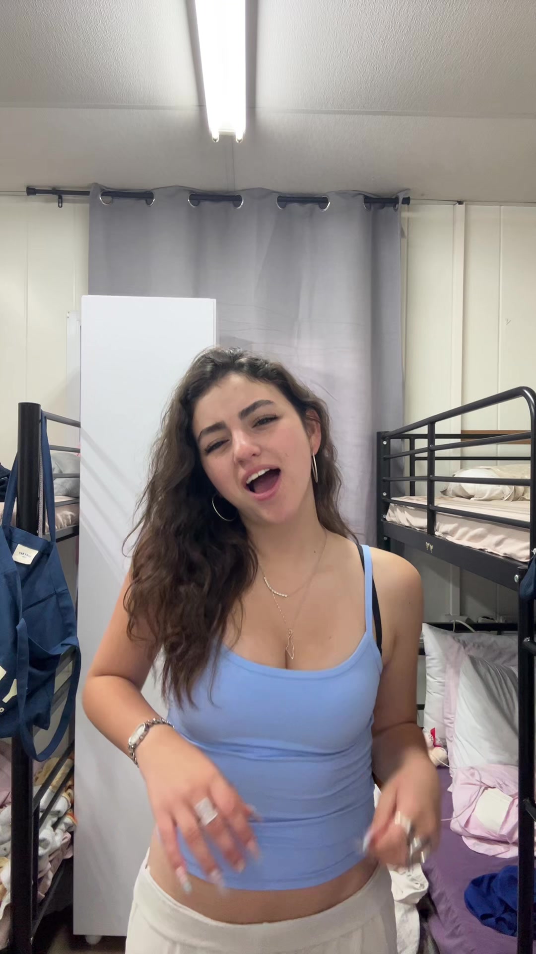 @Avivoosh😈