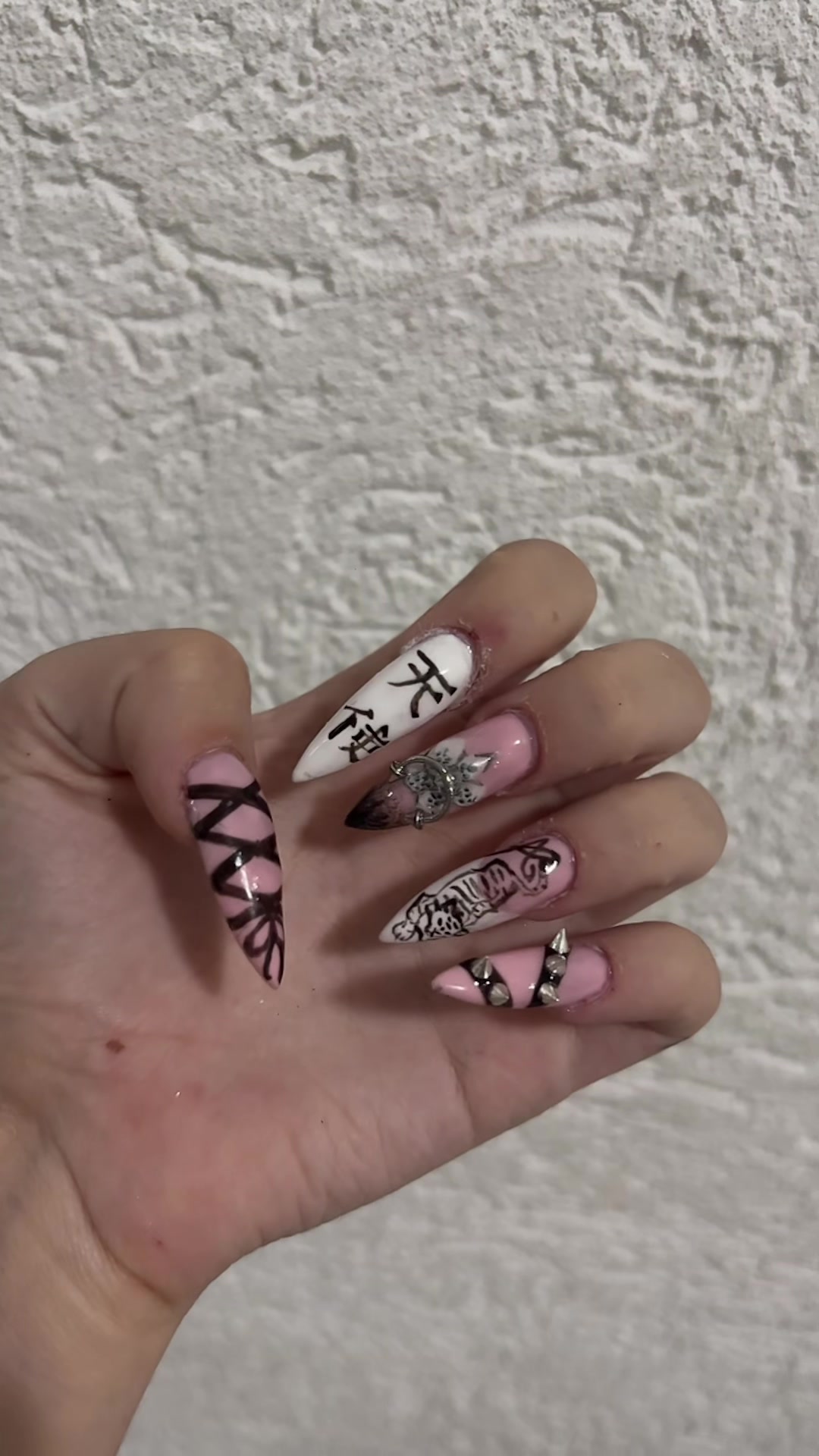 @Andrea ひ