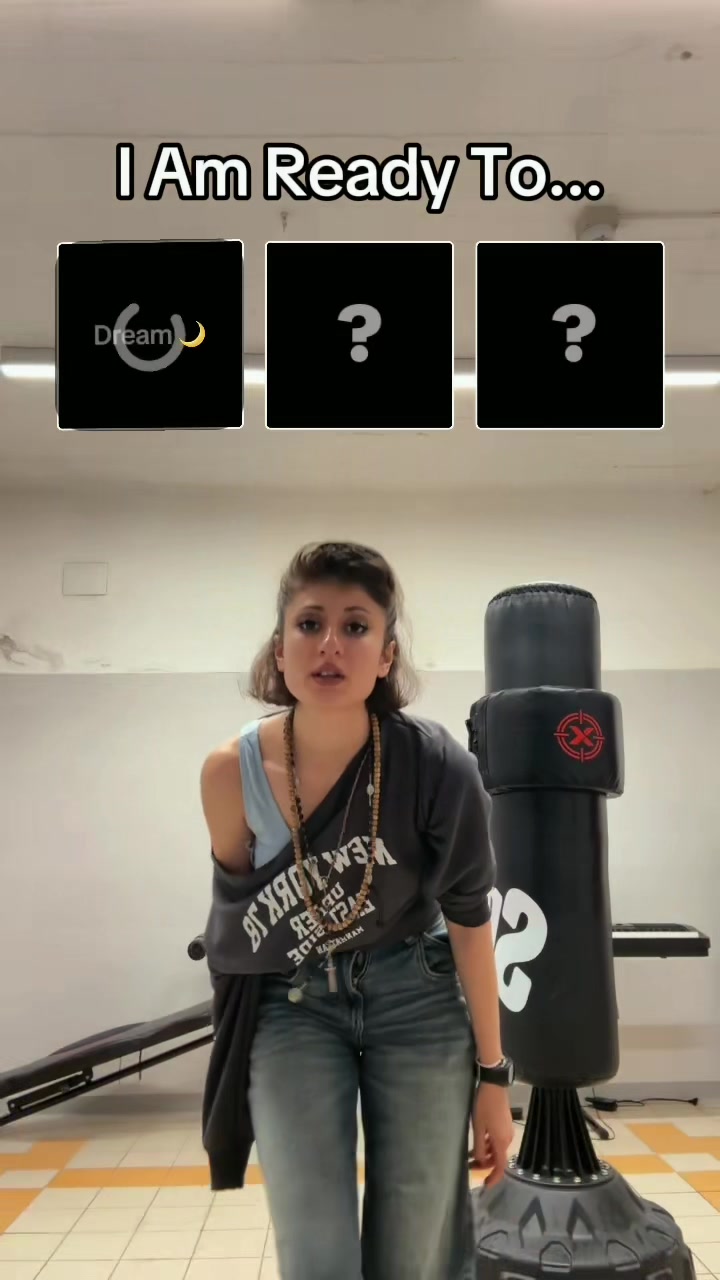 @Elisabetta Vittoria Karaulyan