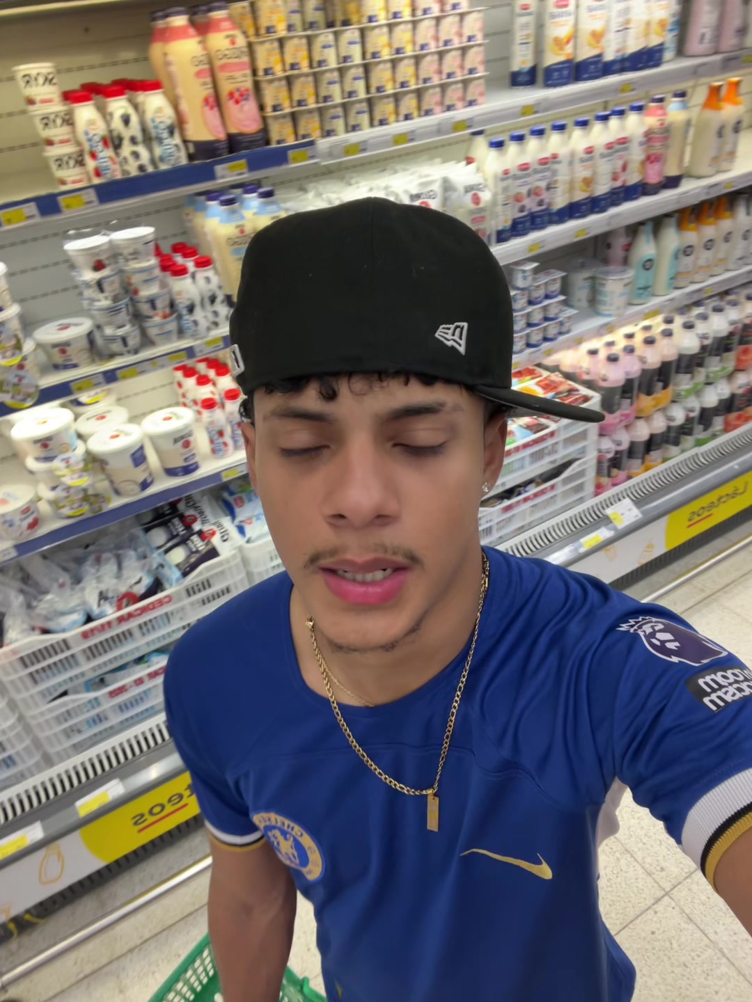 @Soyalejandro