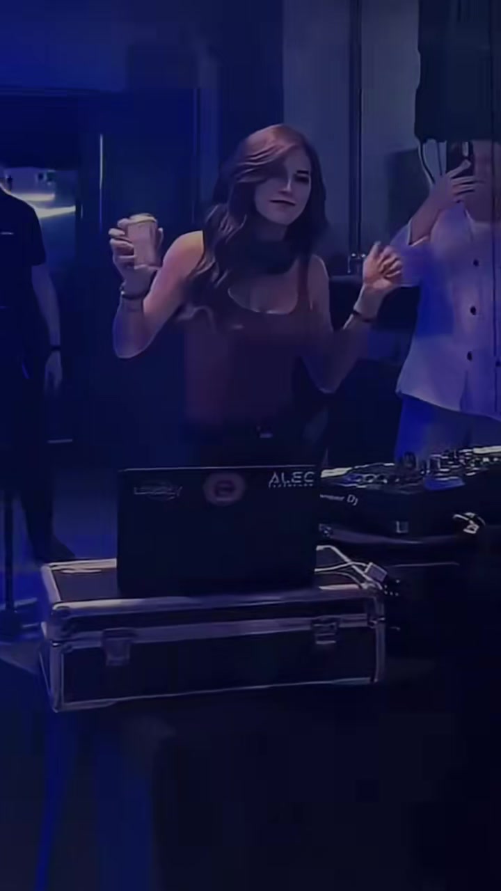 @Cute_girls