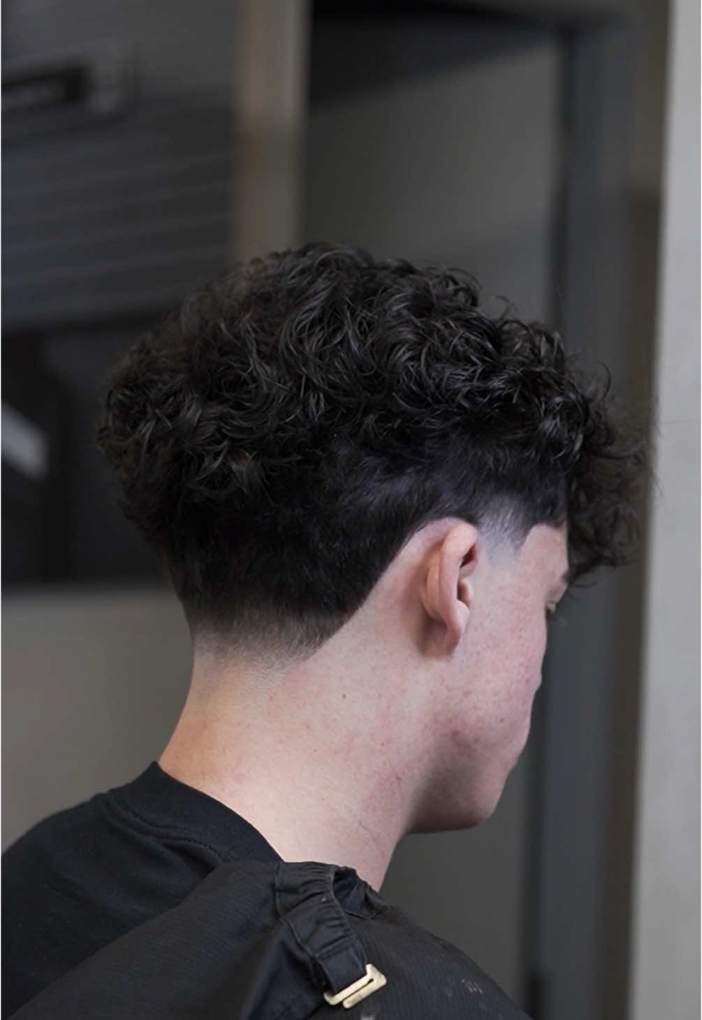 @CALGARY BARBER💈GUANBLENDZ
