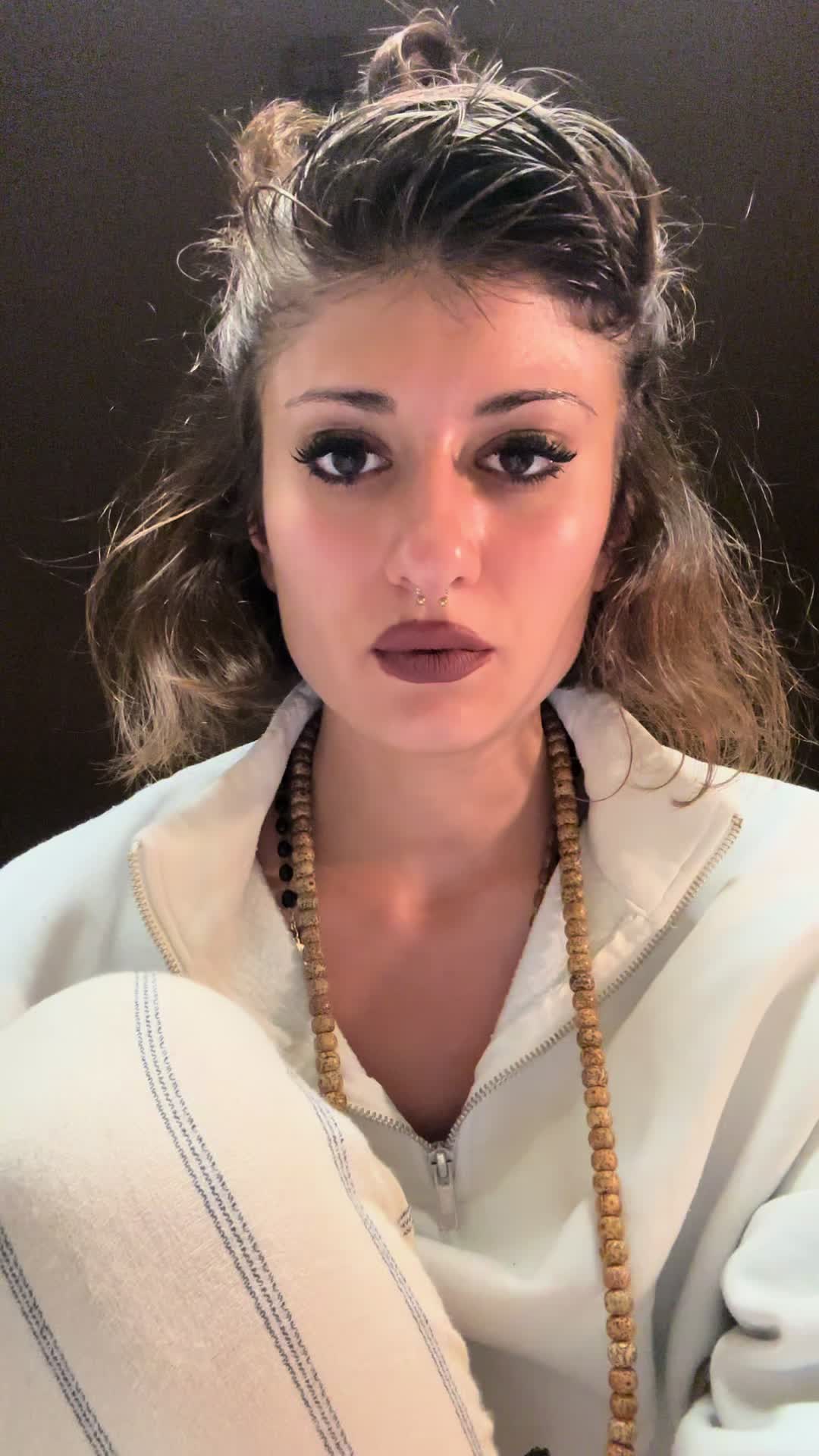 @Elisabetta Vittoria Karaulyan