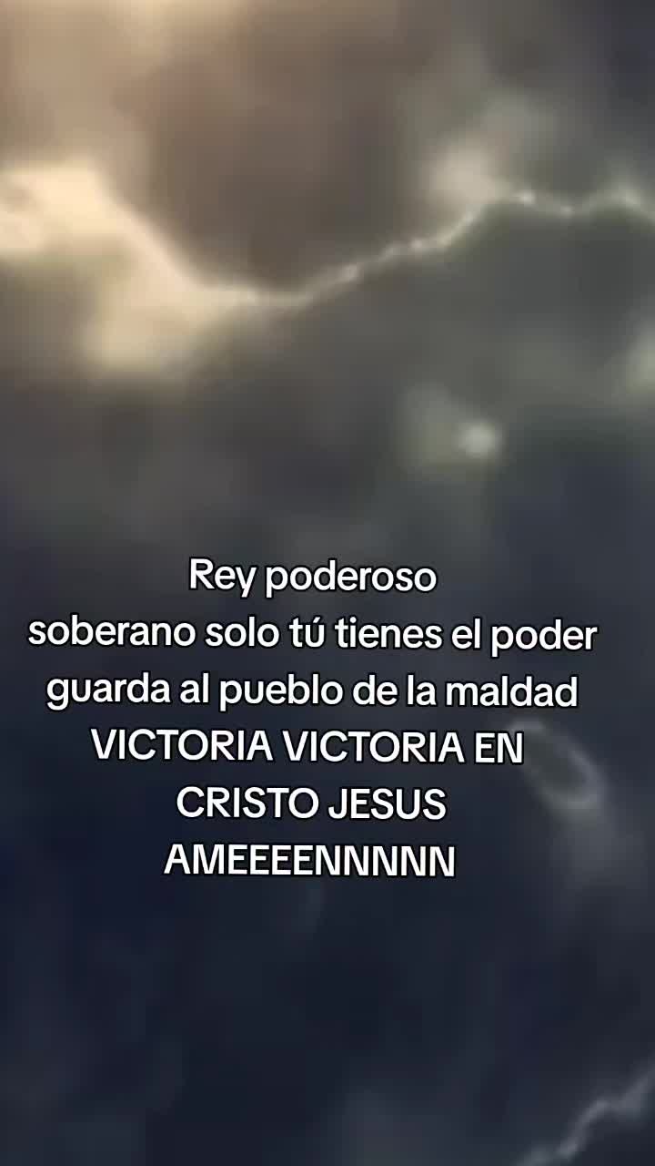 @yasmin-&aacute;gape