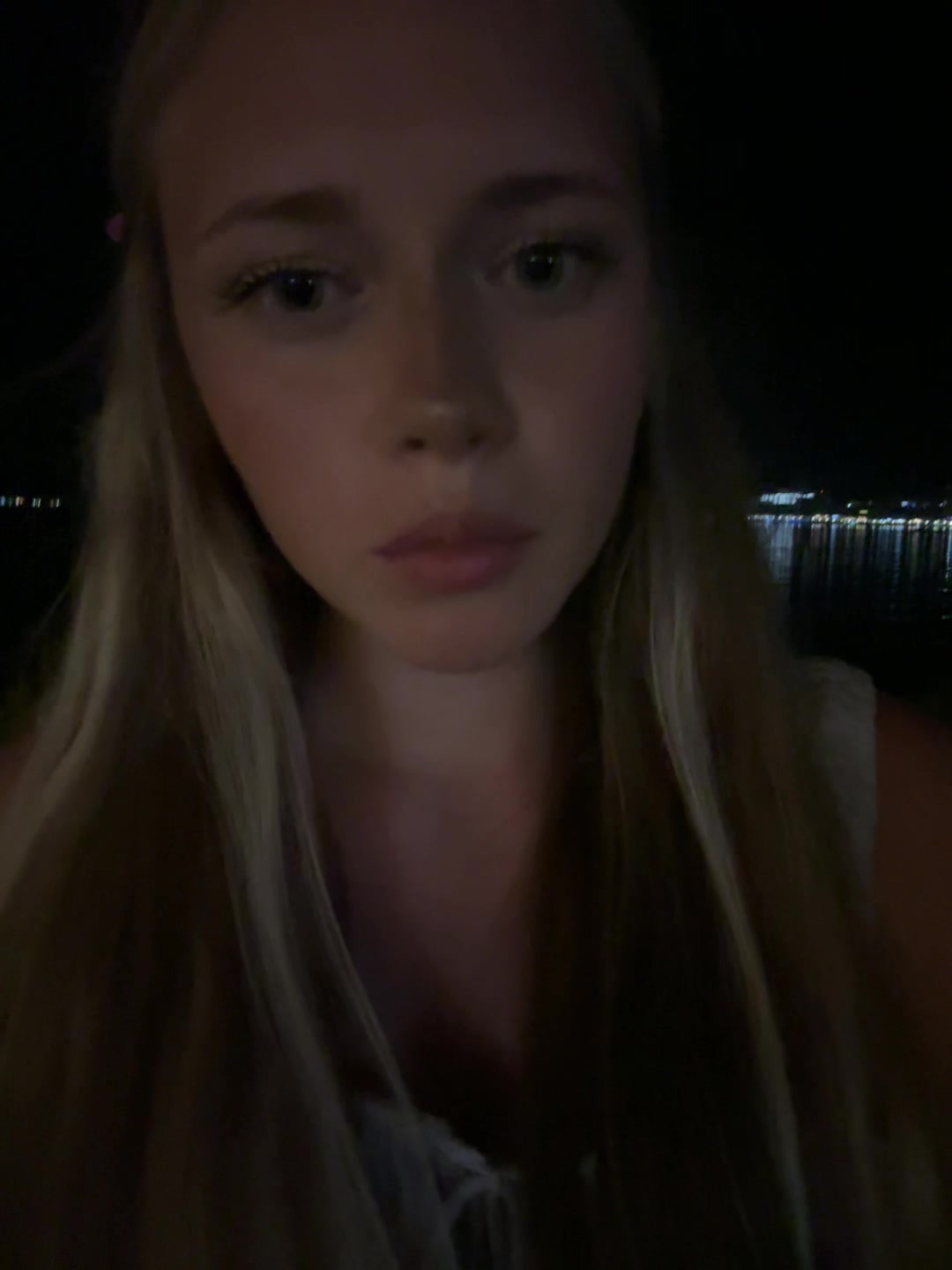 @★★★