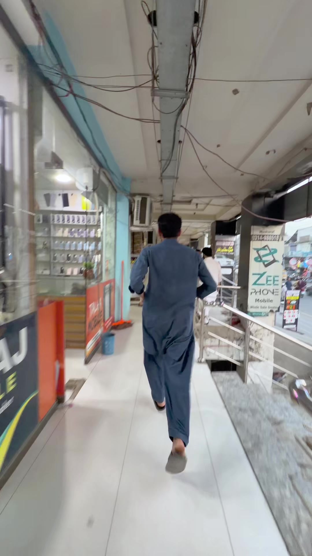 @Cell Store Pakistan