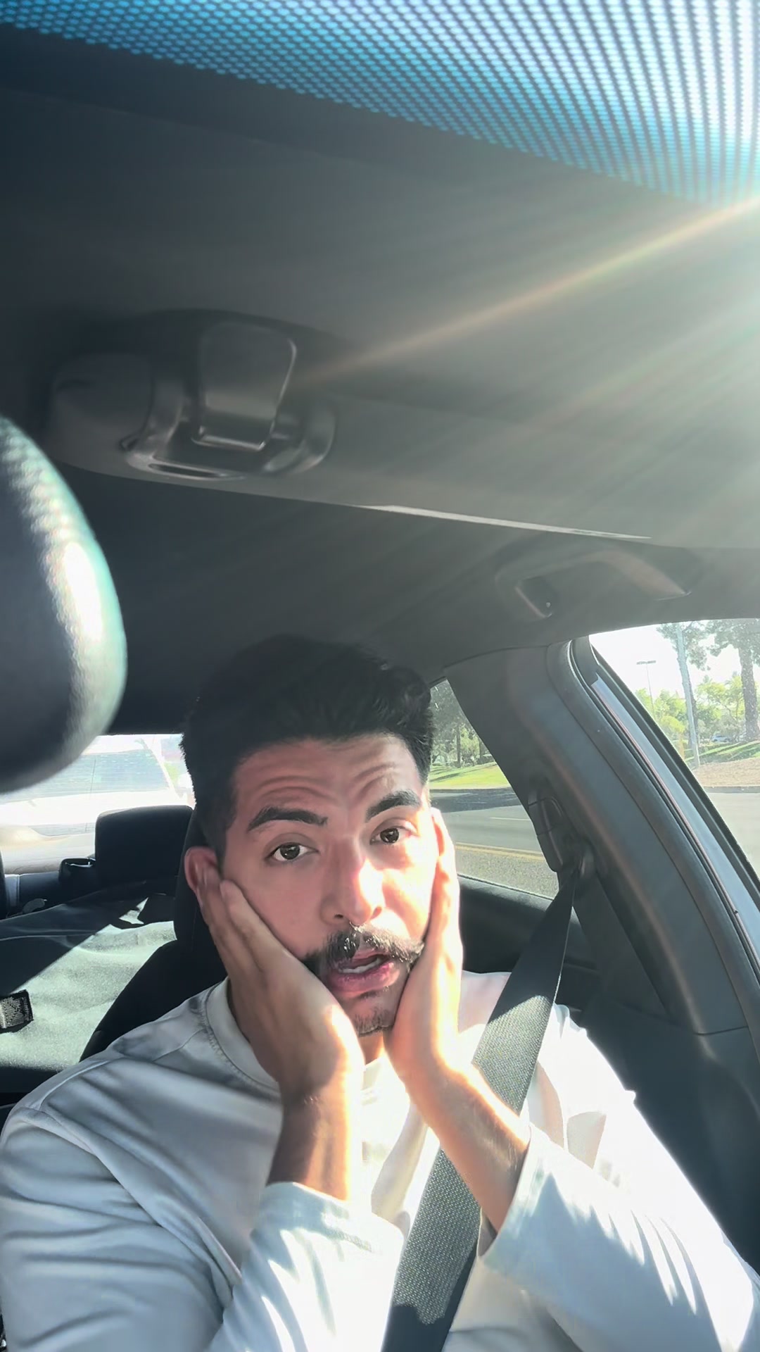 @Elias