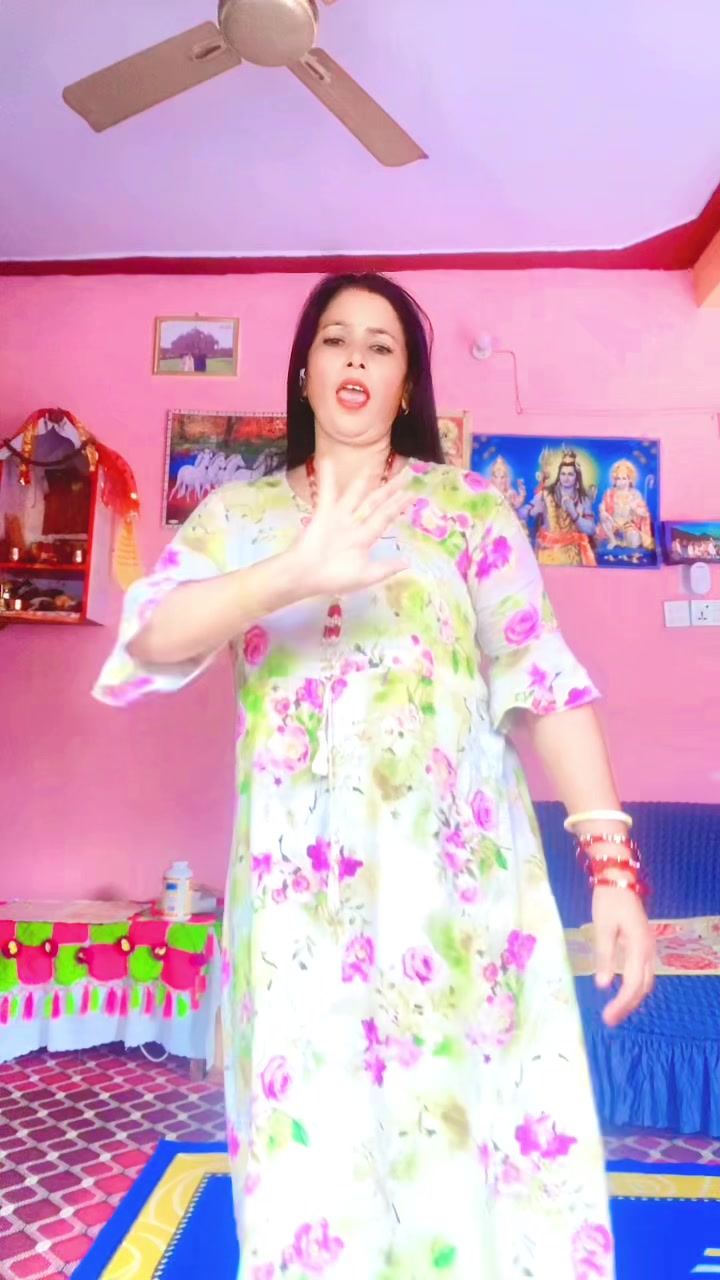 @Tara Khadka 🌷R ❤️pu❤️pu