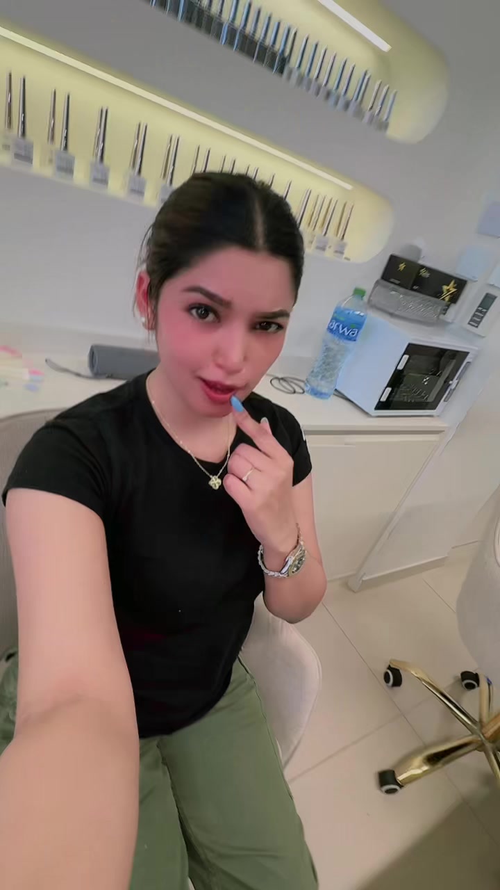 @Aliza rasaily 😍😍🇳🇵to 🇦🇪