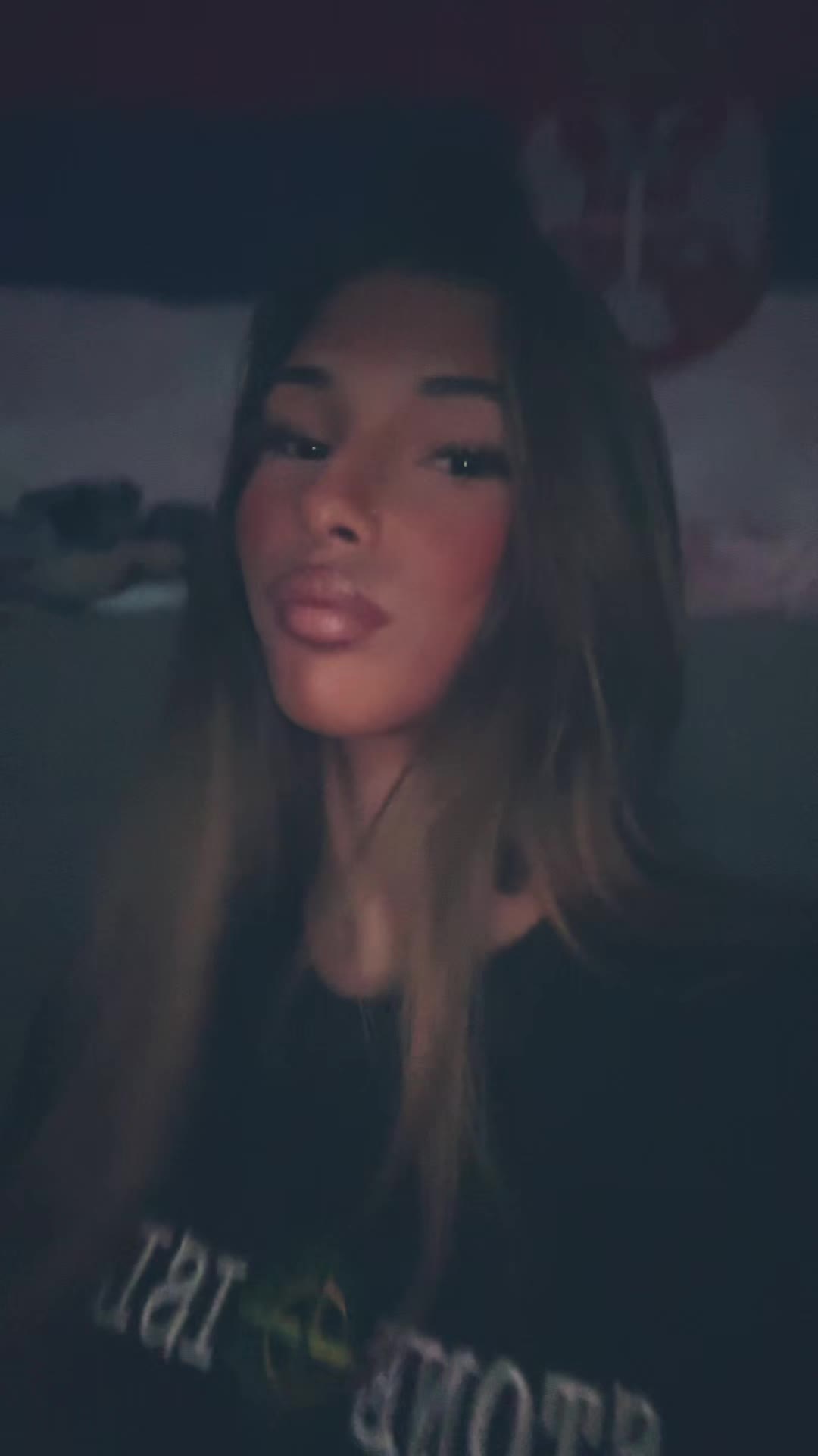 @𝒖𝒔𝒆𝒓.𝒉𝒆𝒍𝒆𝒏𝒂