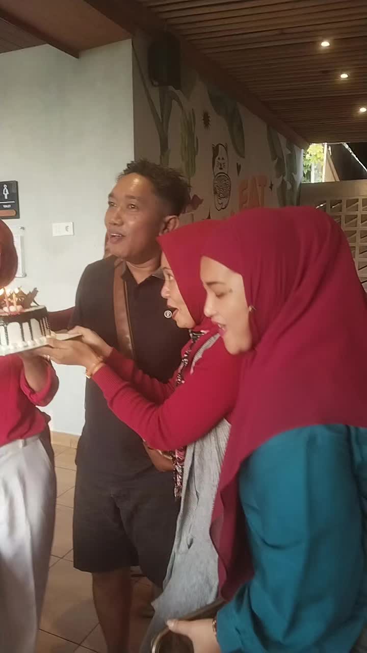 @Desyalif