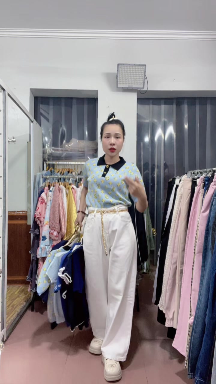 @Nguyễn Hà Lan
