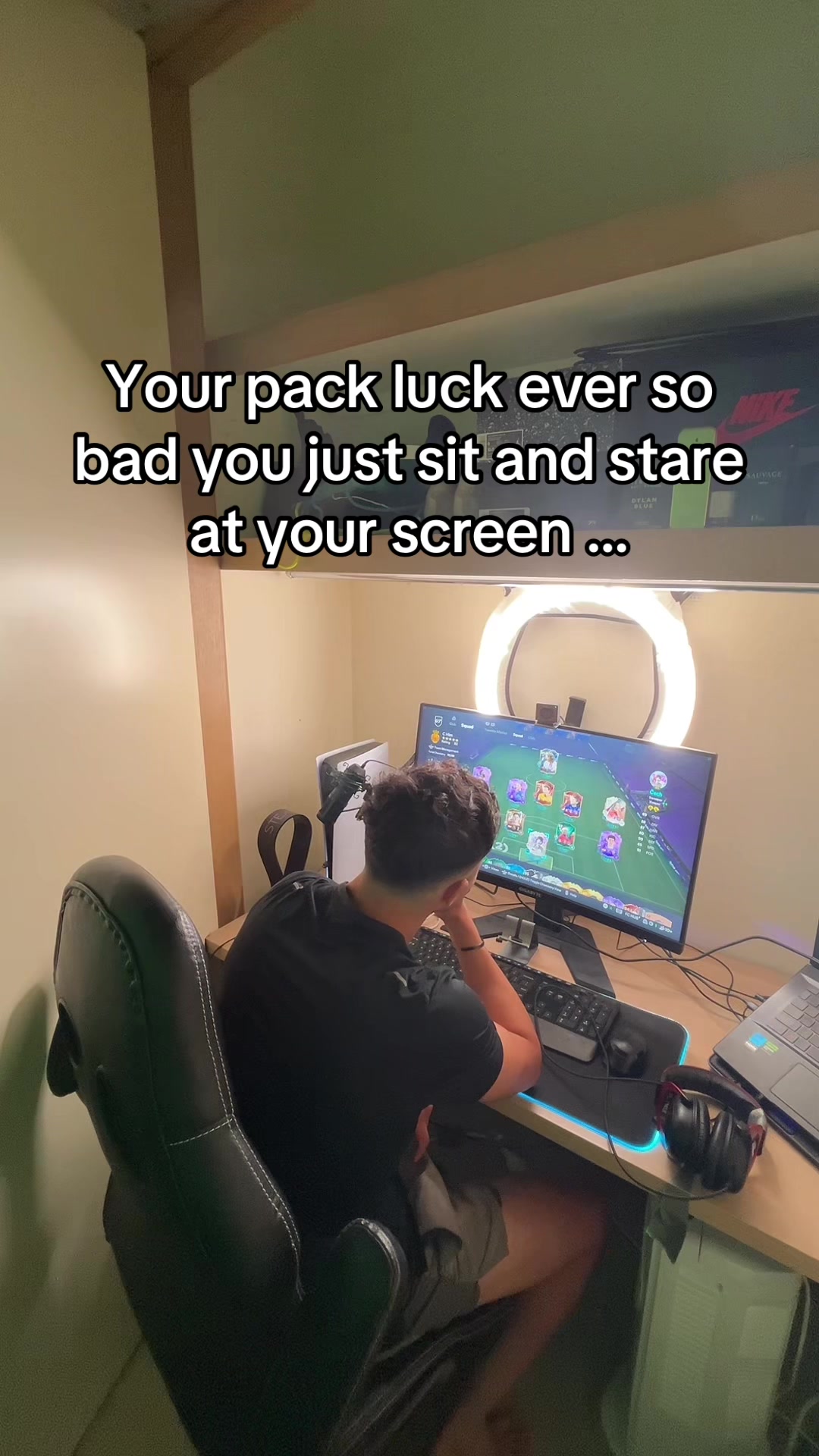 @Gibbr