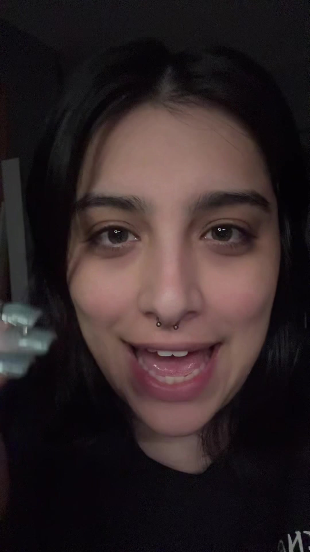 @Quela