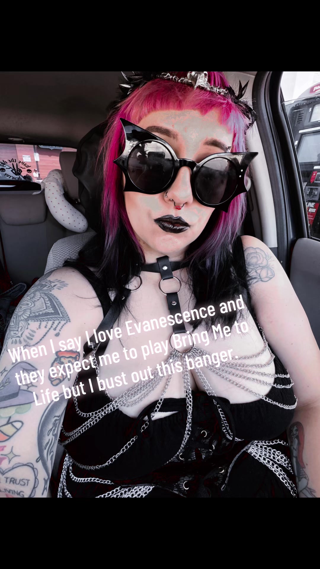 @lacriiimosaaa