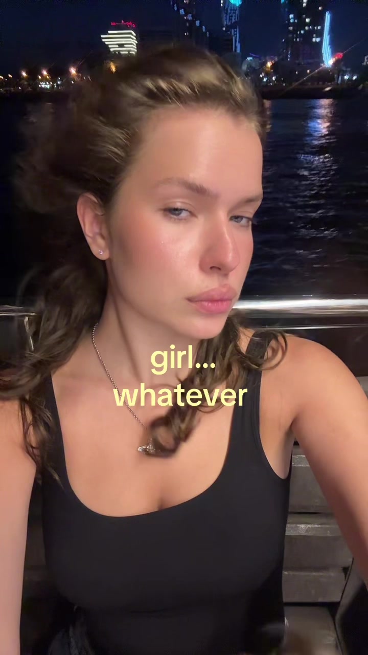 @алина марковка