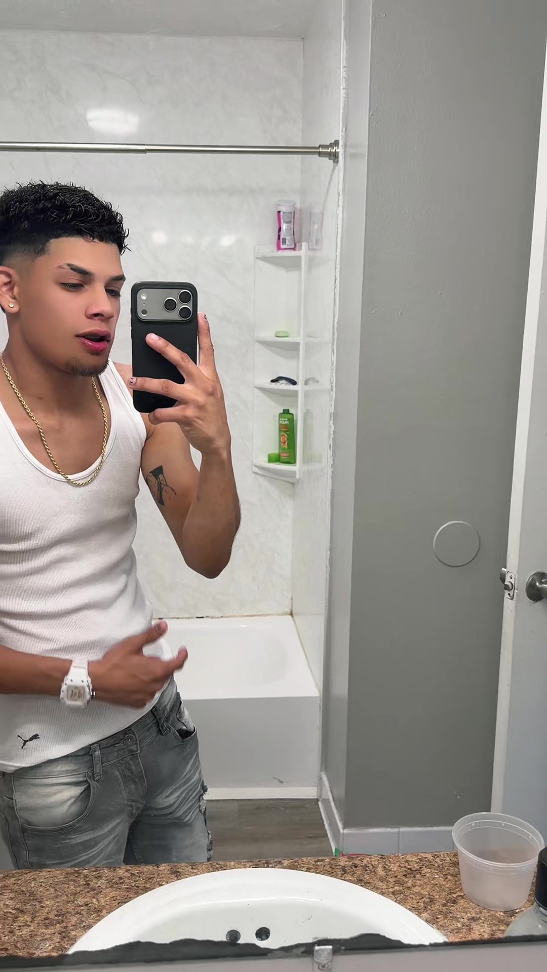 @𝕰𝖑 𝖈𝖍𝖆𝖒𝖎𝖙𝖔 🇻🇪🐊🤴🥷