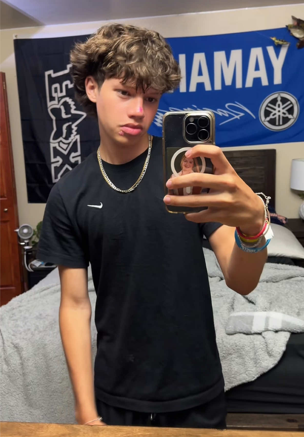 @ItsConnorr