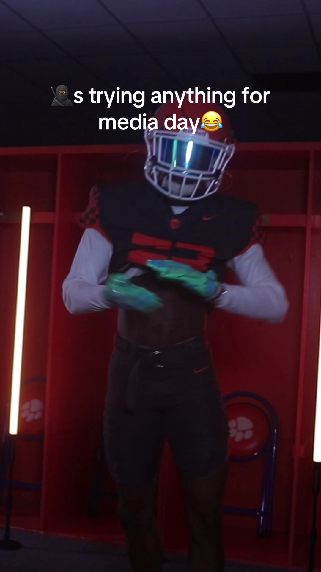 @1luuhz_