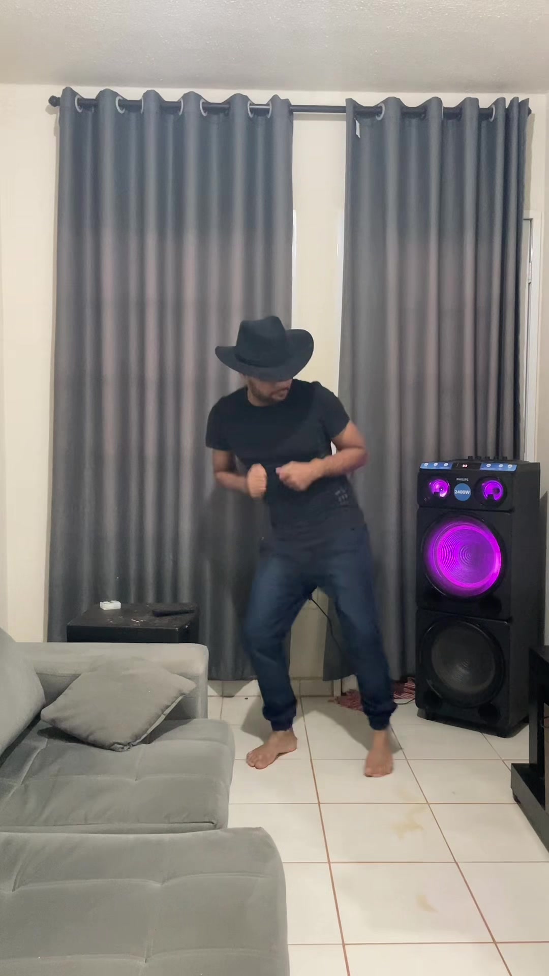@Van_Hits