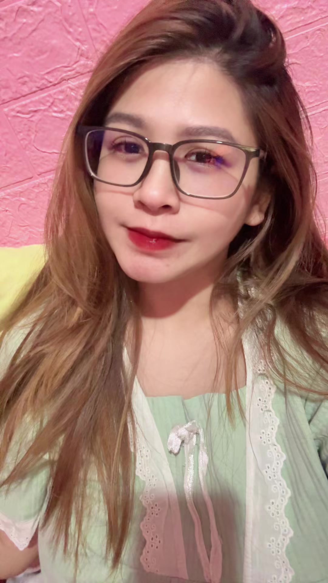 @Ynah Cosmetics