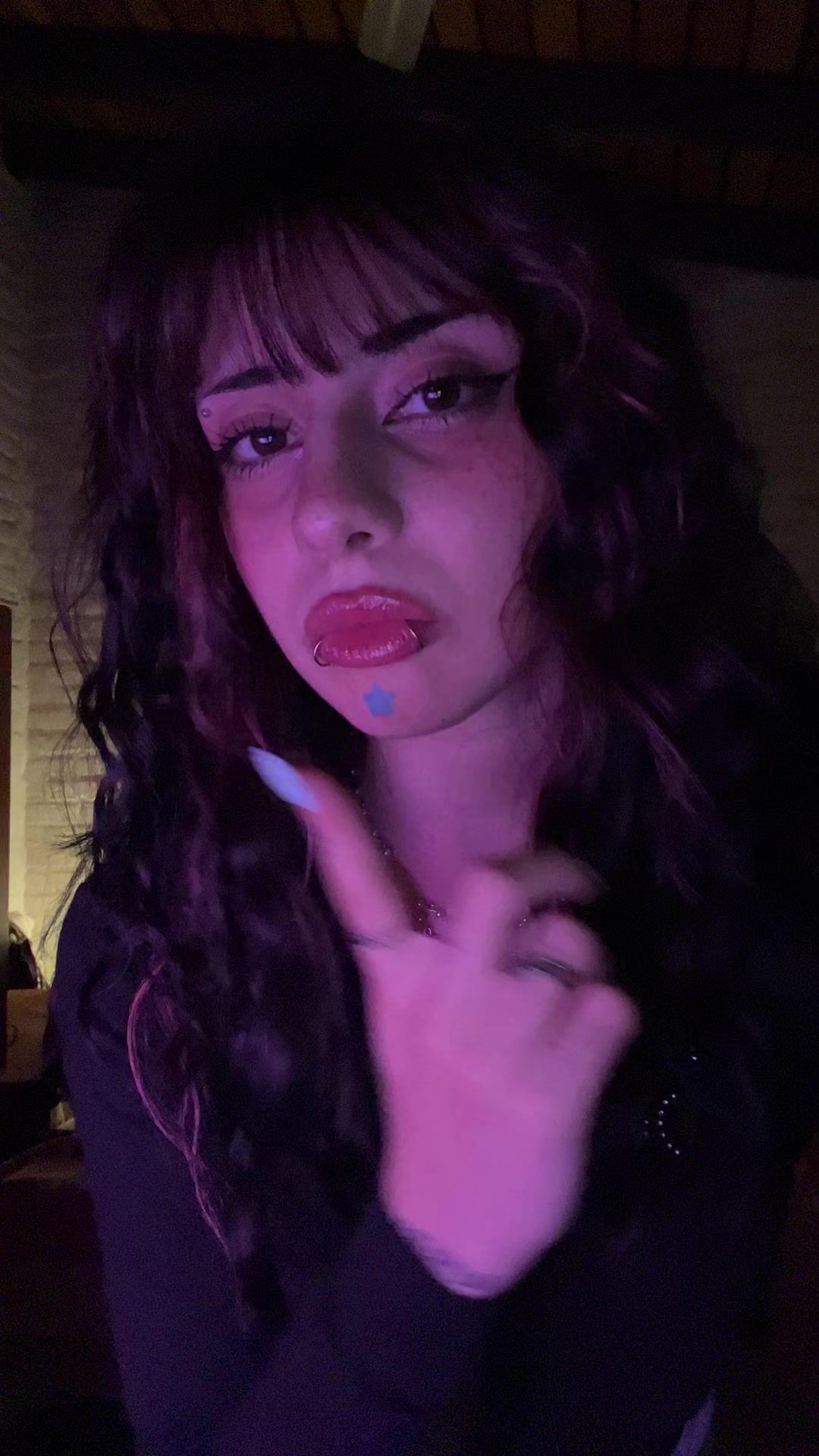 @Maru