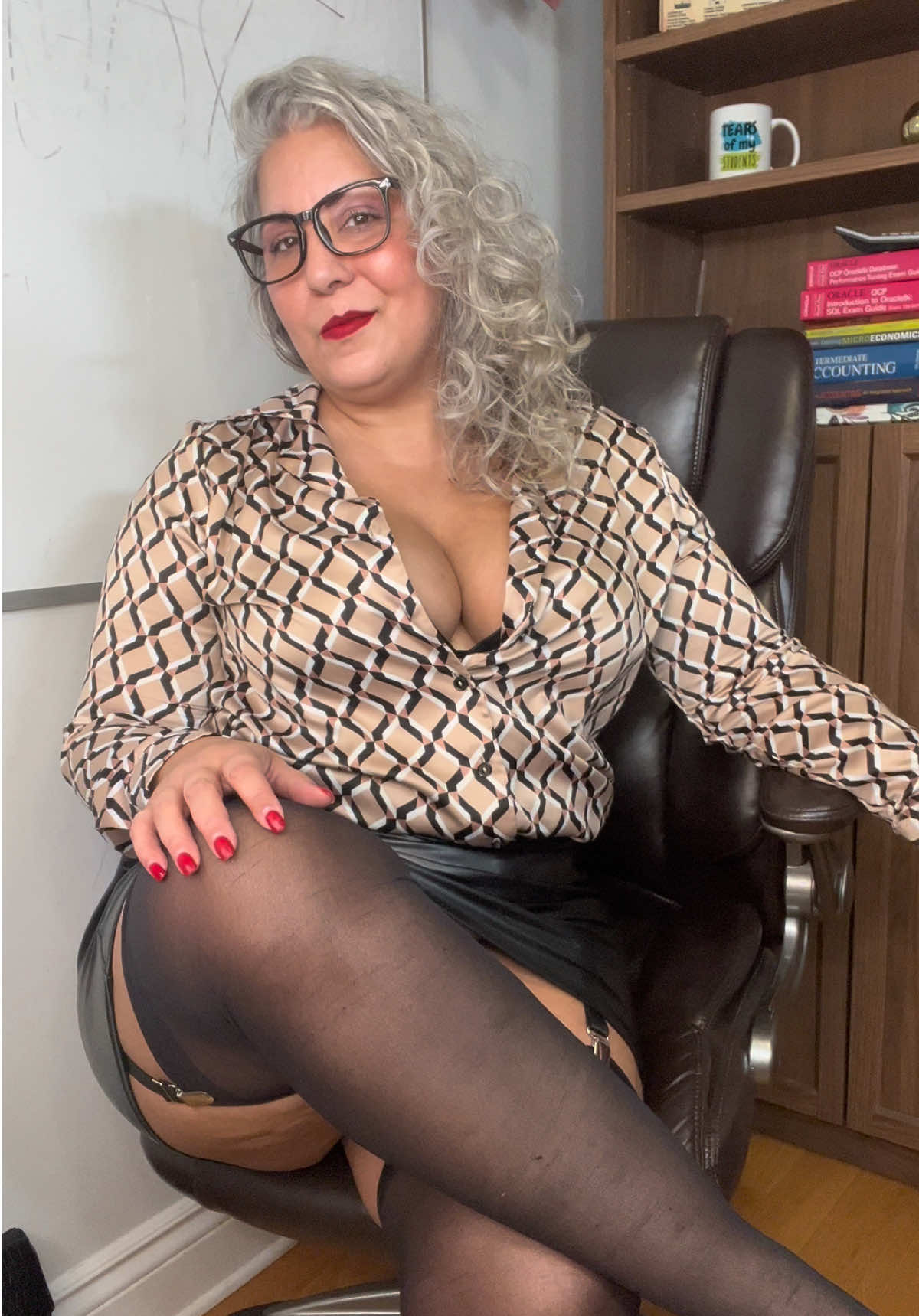 @MatureLadyMissesCecil