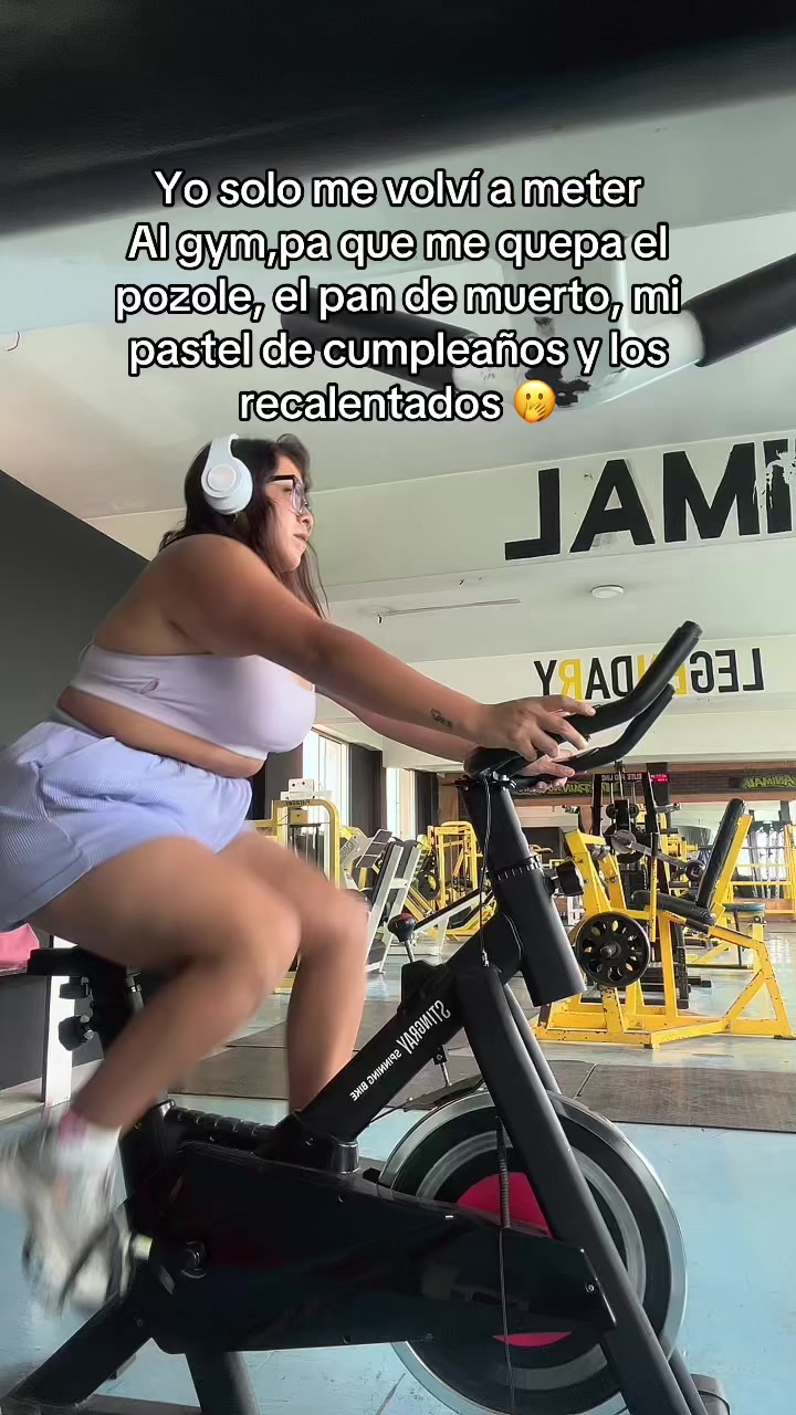 @Soy Esme Sanlo