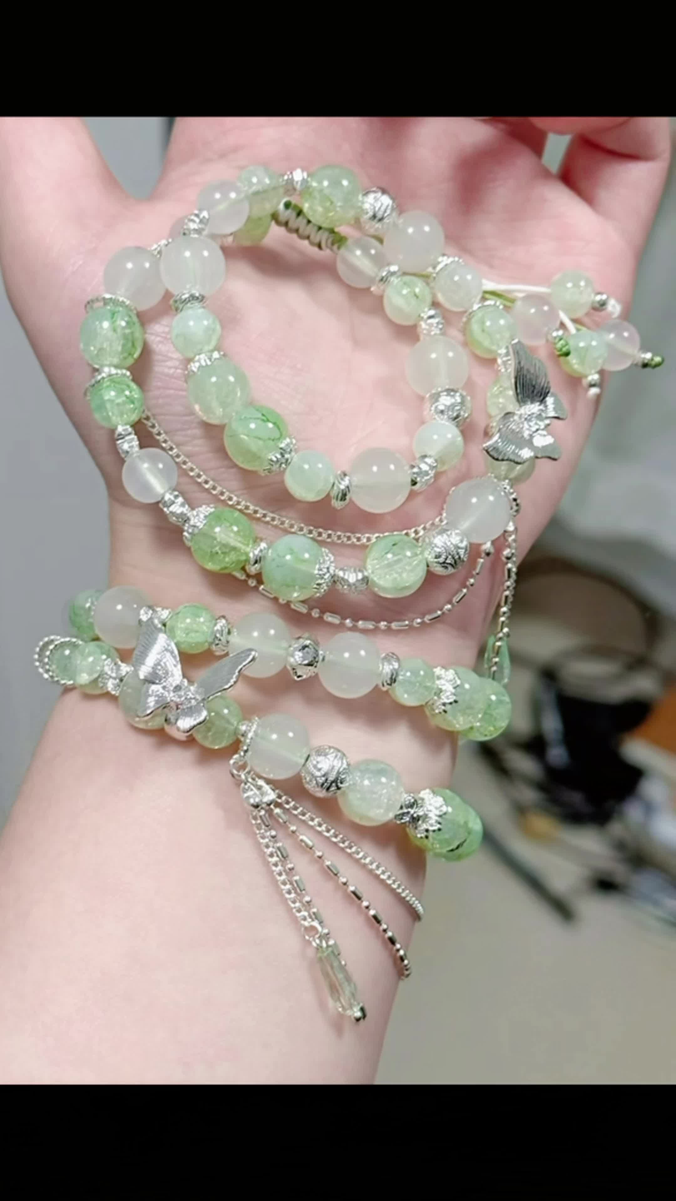 @hello.beaded