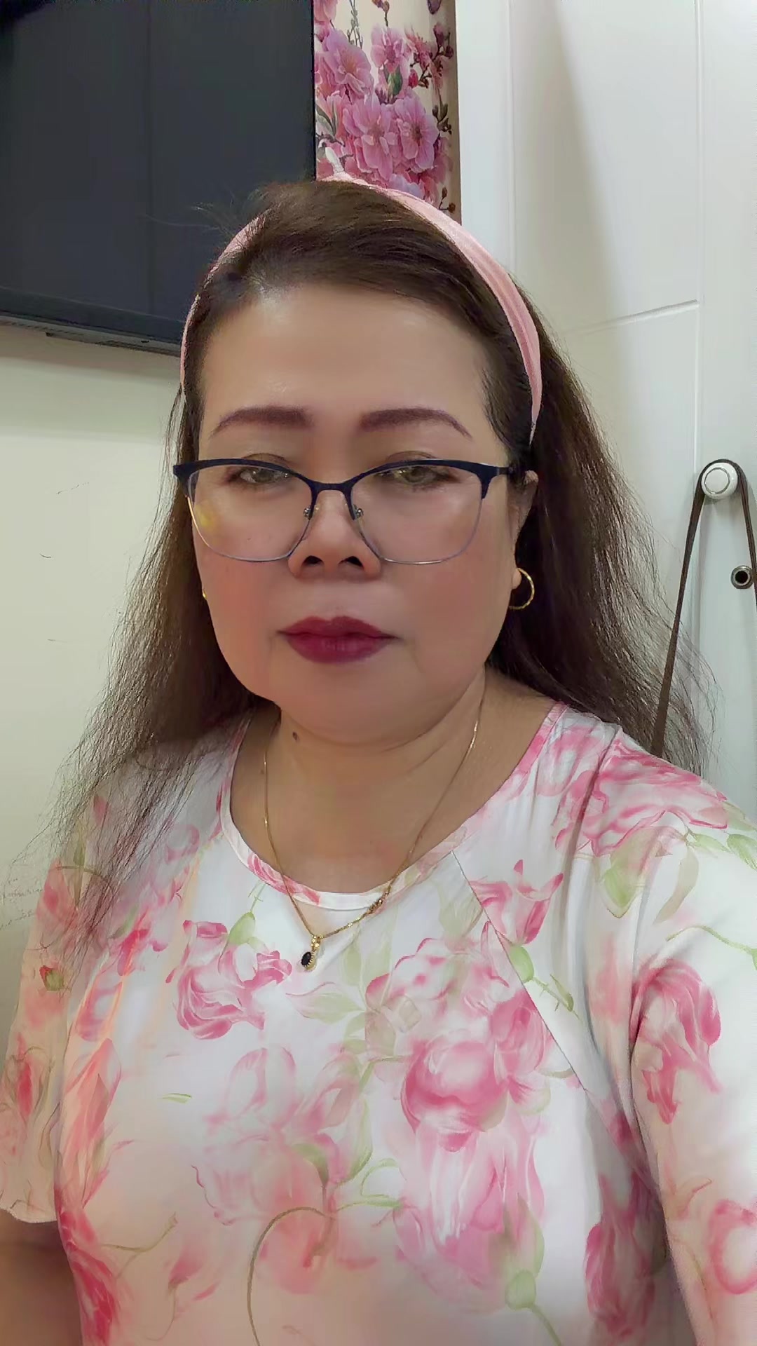 @mommy Elfa🇶🇦🎧🎤