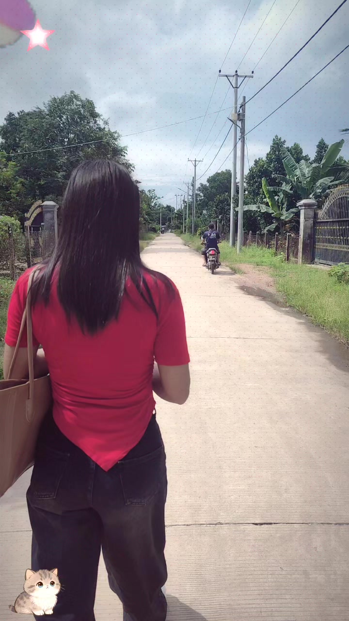 @Khine Myat Noe Oo404ð³ïžð