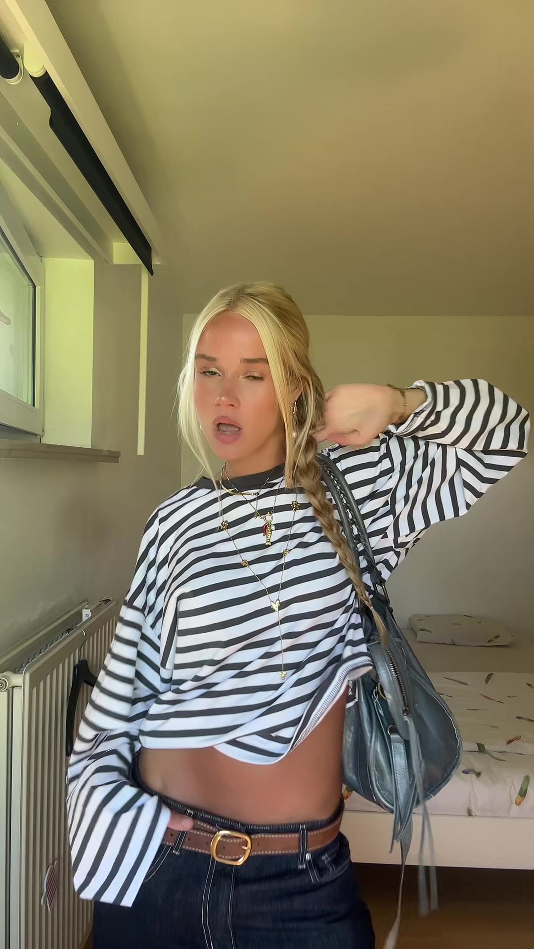 @3llaaaaaaa