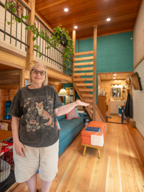 @Tiny House Giant Journey