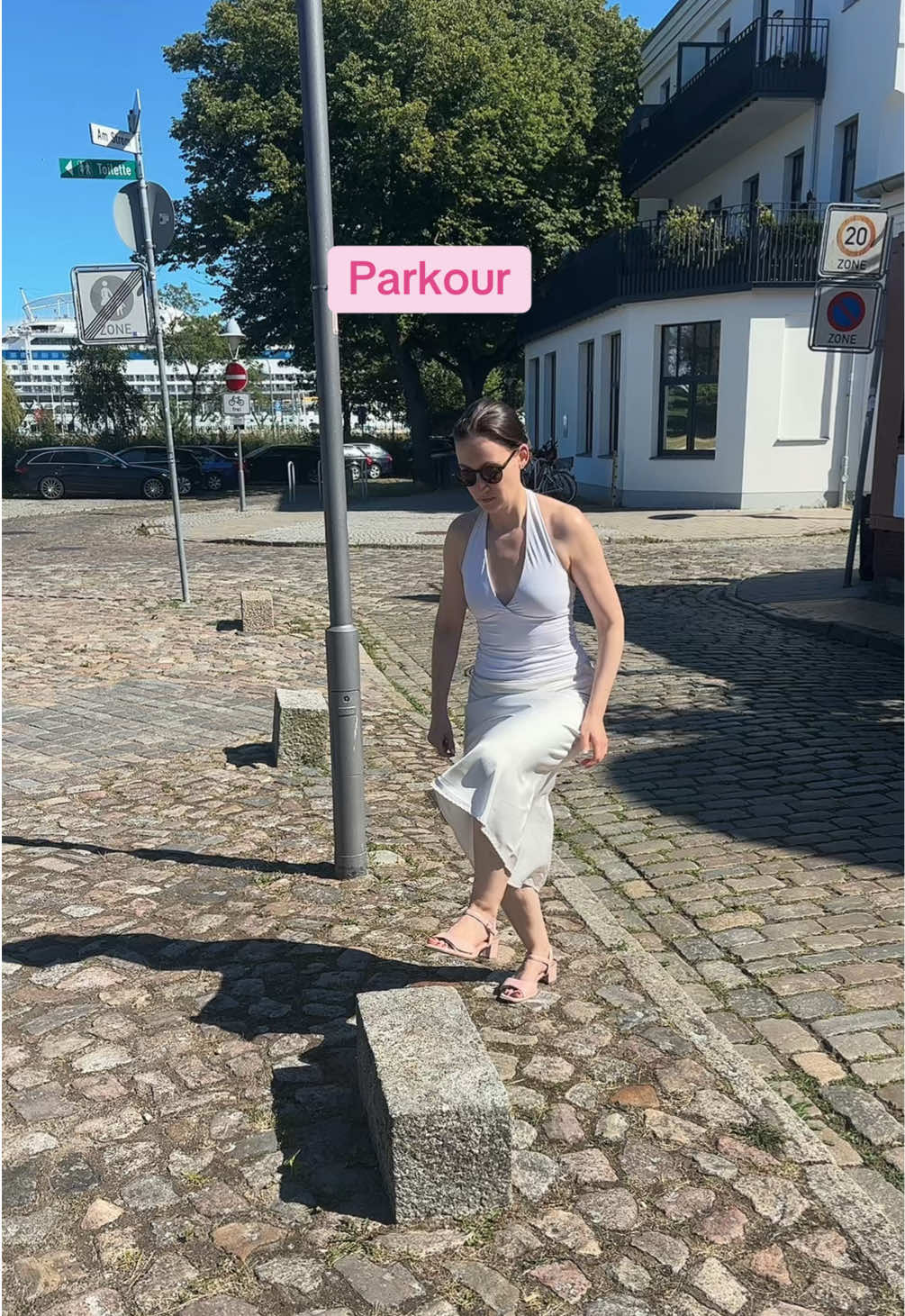 @Julia_Hehl